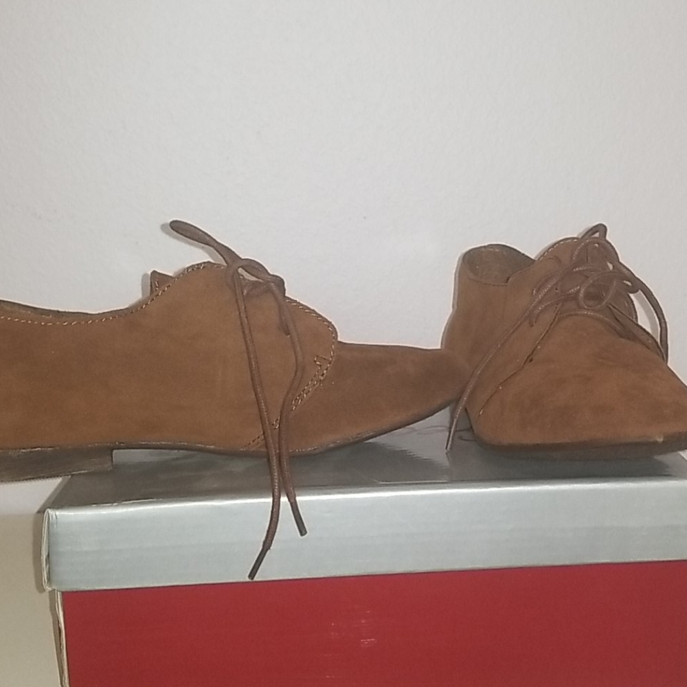 Classic Lace Up Flats